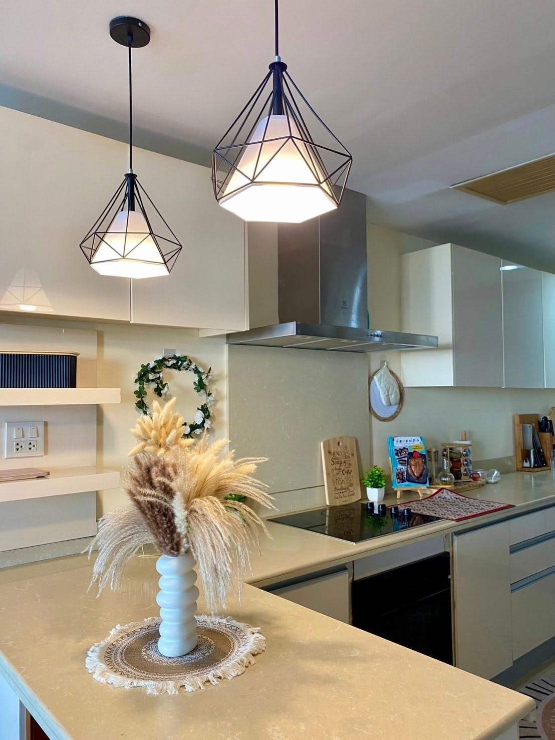 145sqm Riverside, Pet friendly 3 bedrooms condo for sale at Watermark Chaopraya – รูปที่ 2