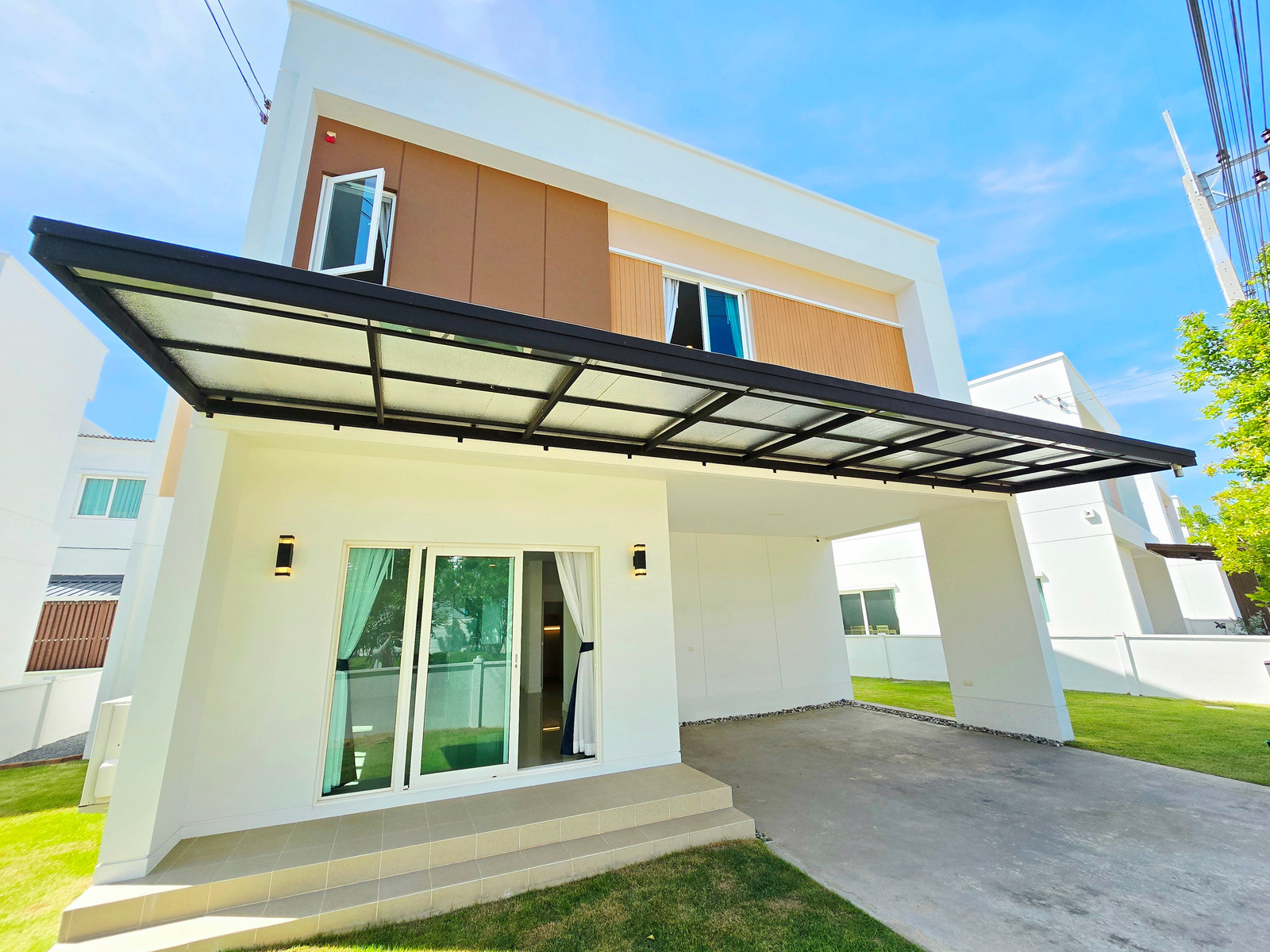 🏡 โมเดน พระราม2 หน้าสวน ติดถนนเมน พร้อมอยู่เลย. แอร์ 5ตัว 