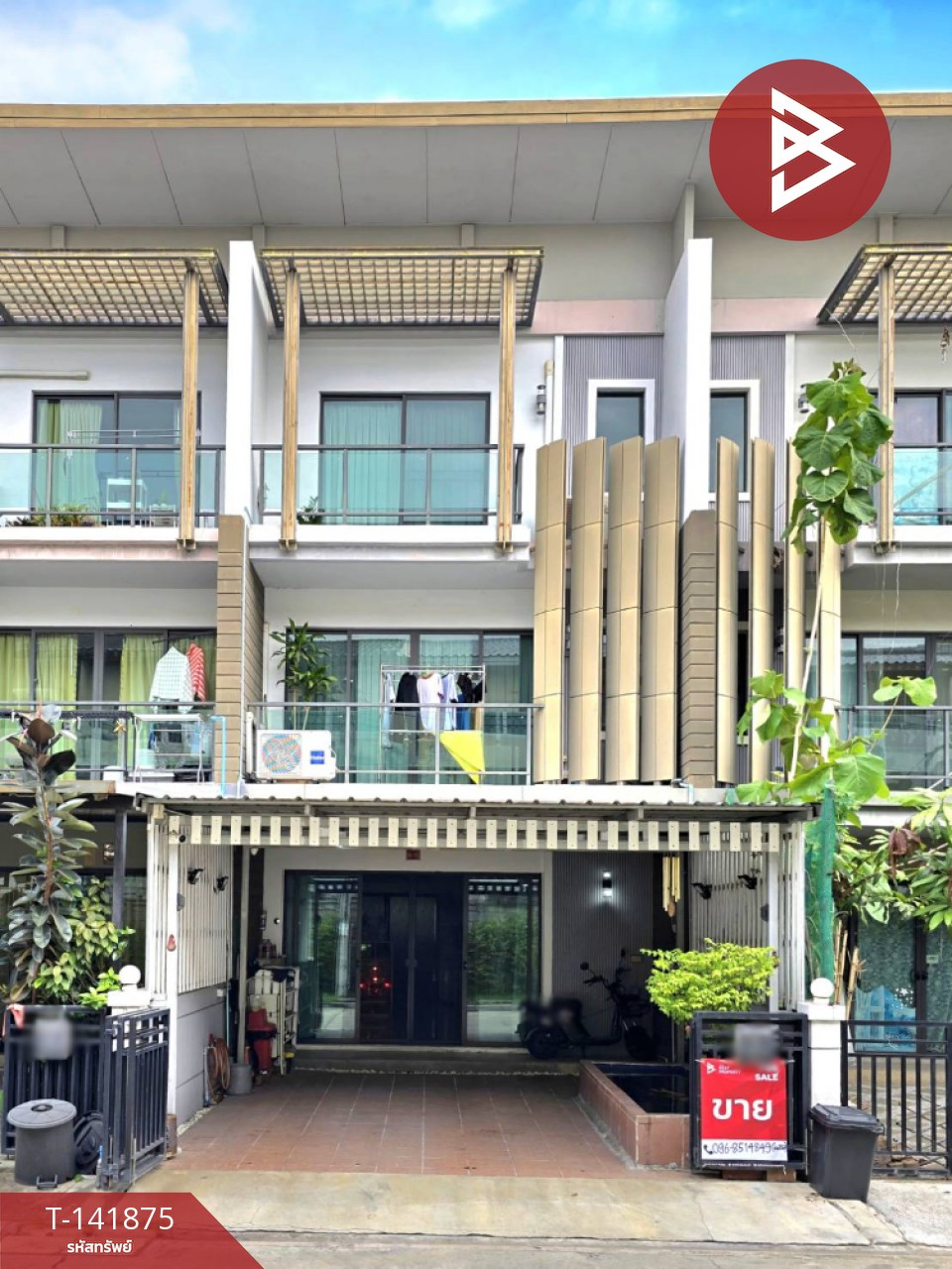 Townhouse for sale Town Avenue Village, Rama 2 Soi 30, Bangkok, next to the road, good location. Townhouse for sale Town Avenue Village, Rama 2 Soi 30, Bangkok, next to the road, good location.