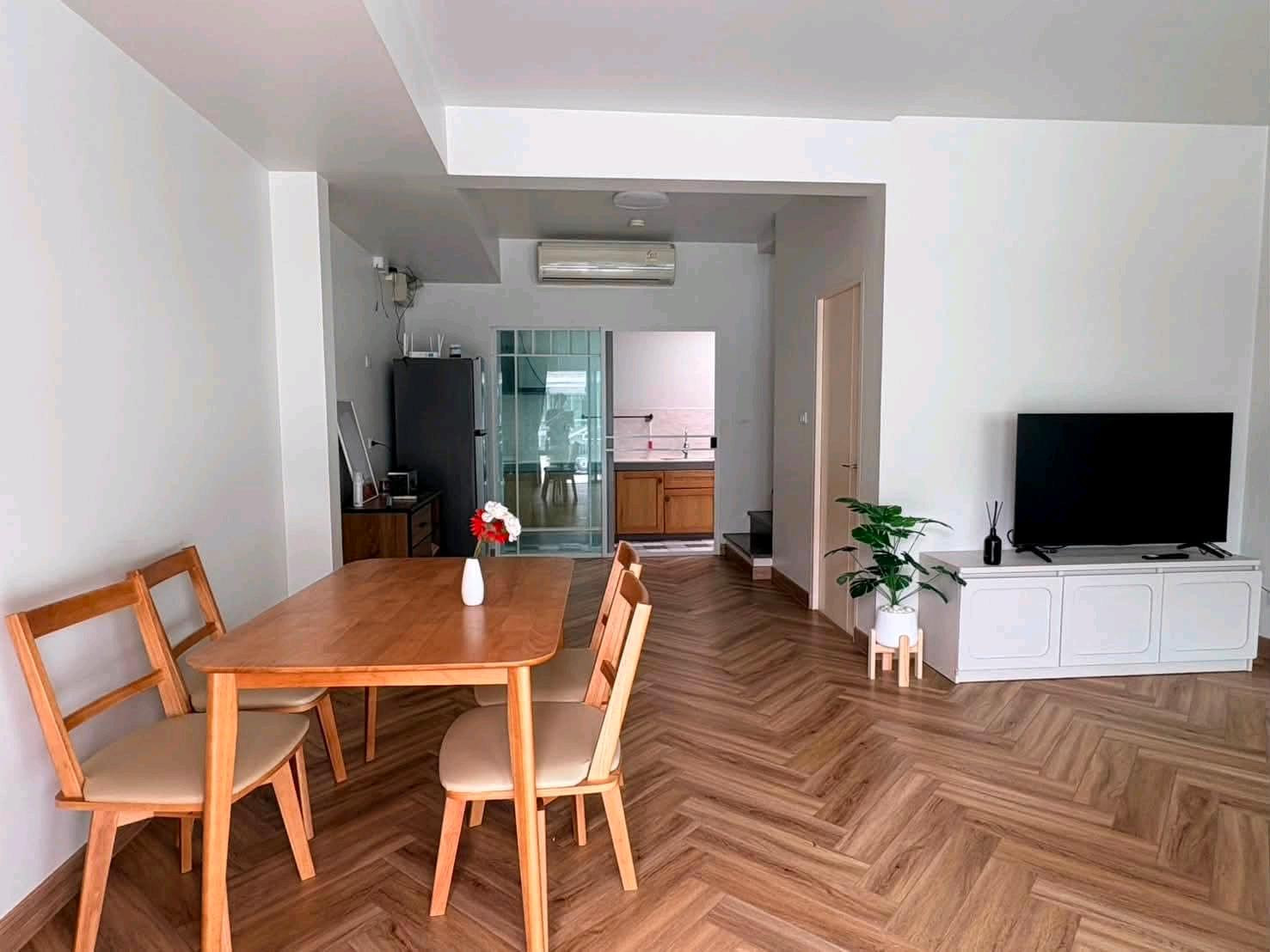 🐕🐕‍🦺🏡✨ FOR RENTบ้านทาวน์โฮม 2 ชั้น บ้านหลังมุมรับผู้เช่าต่างชาติ• 🧳 เฟอร์นิเจอร์ครบ พร้อมเข้าอยู่ – รูปที่ 3