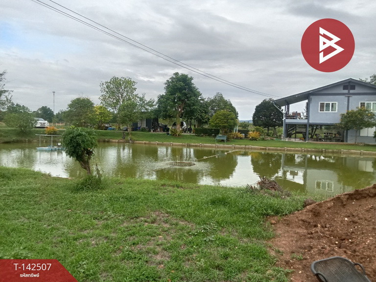 Garden house for sale with land, area 10 rai 3 ngan 79 square wah, Photharam, Ratchaburi, with another house. Garden house for sale with land, area 10 rai 3 ngan 79 square wah, Photharam, Ratchaburi, with another house.