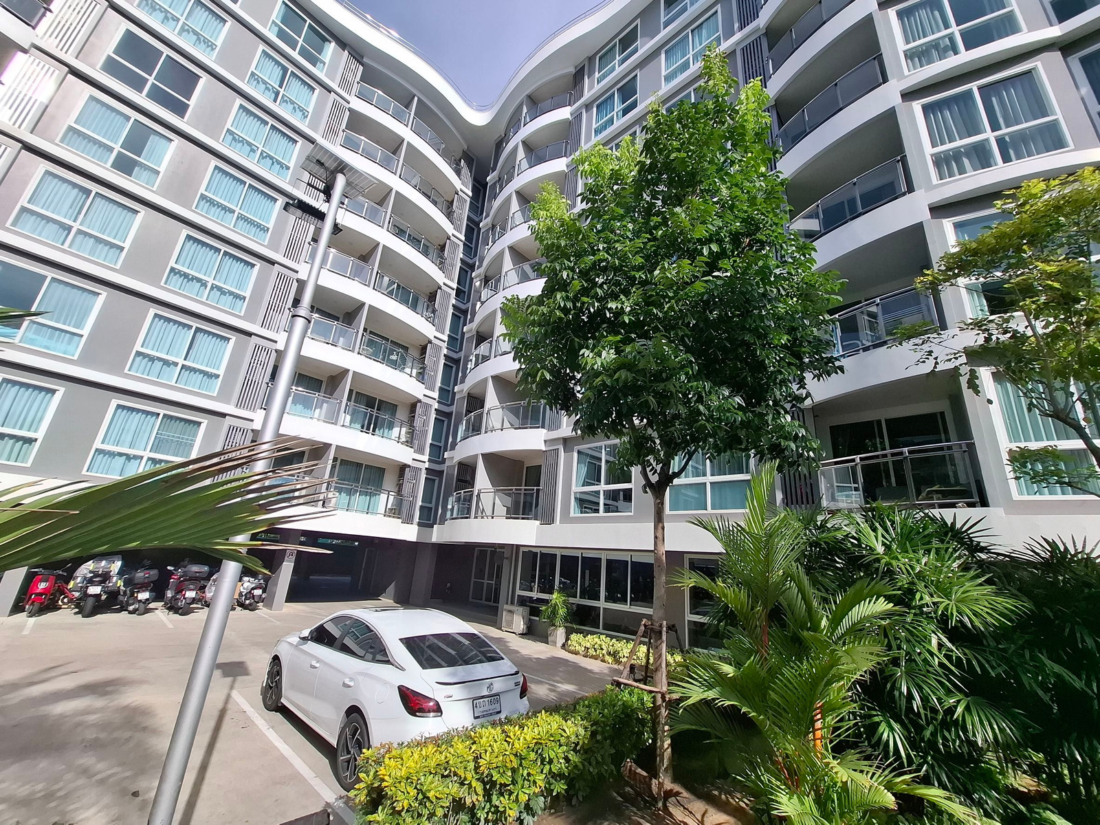 BL134|  เวล มารีน่า คอนโด Whale Marina Condo วิวทะเลพร้อมท่าเรือยอร์ชส่วนตัว ใน นาจอมเทียน, พัทยา (ราคา 3,600,000 บาท )  – รูปที่ 4