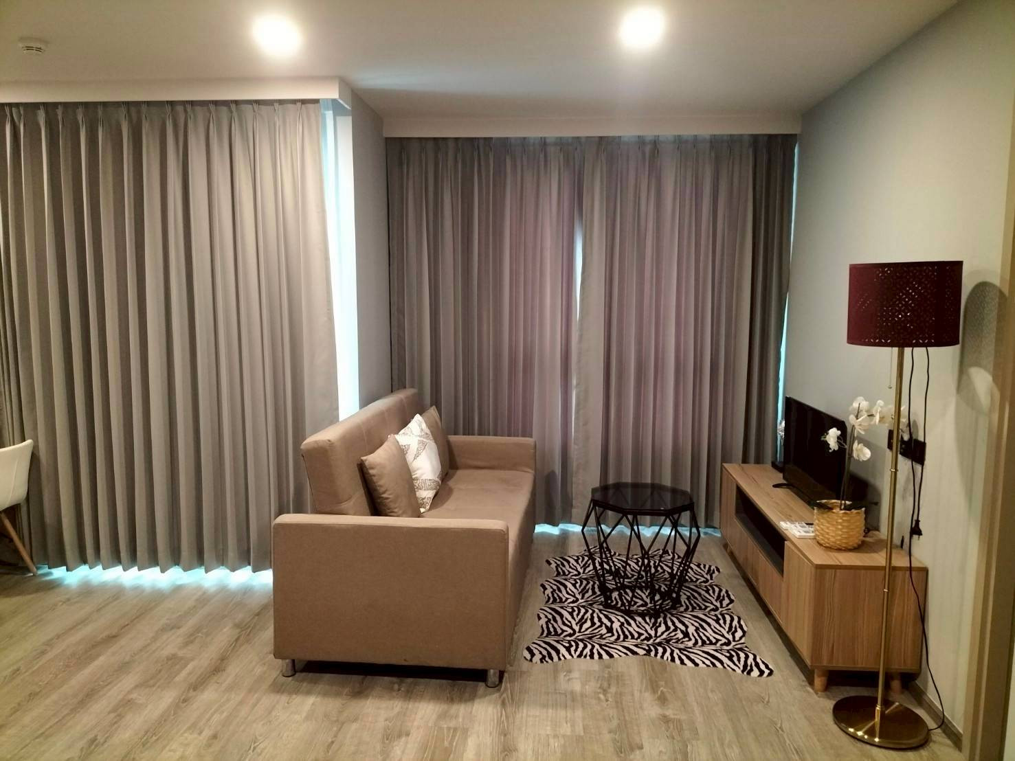 Urgent sale!!!! Condo Maestro Ratchada 19 contact 086-4455124 Urgent sale!!!! Condo Maestro Ratchada 19 contact 086-4455124
