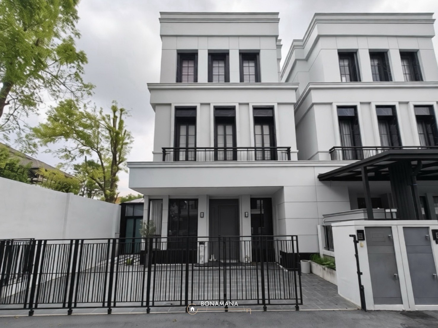Rent/sale 3-story semi-detached house, Ramintra 62 (BTS Ramintra Km. 9: 1.1km) Rent/sale 3-story semi-detached house, Ramintra 62 (BTS Ramintra Km. 9: 1.1km)