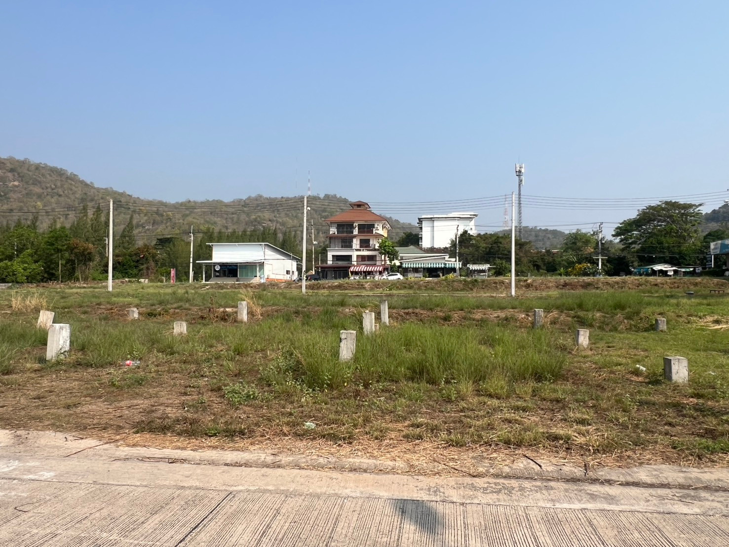 Land for sale, prime location, 60 sq m, Soi Hua Hin 88 sq m, 45,000.- each. Land for sale, prime location, 60 sq m, Soi Hua Hin 88 sq m, 45,000.- each.