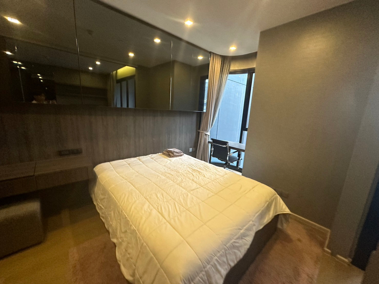 Ashton Asoke | 1 Bed | 34 SQ.M. | 28th Floor | High Floor | THB 25,000 Ashton Asoke | 1 Bed | 34 SQ.M. | 28th Floor | High Floor | THB 25,000
