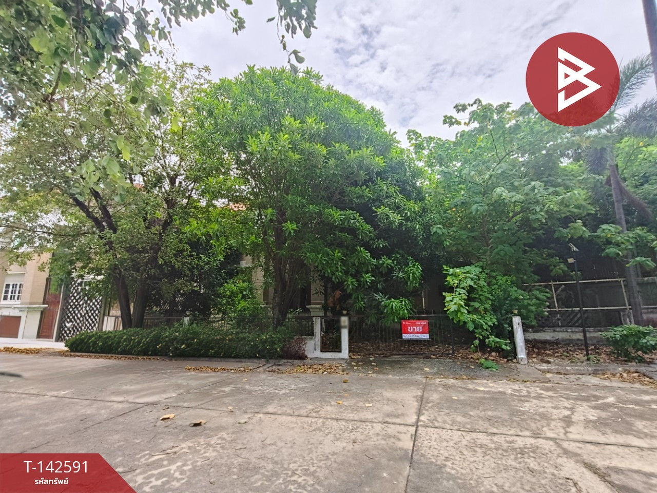 Single house for sale Canal Ville Village, Bang Phli, Samut Prakan