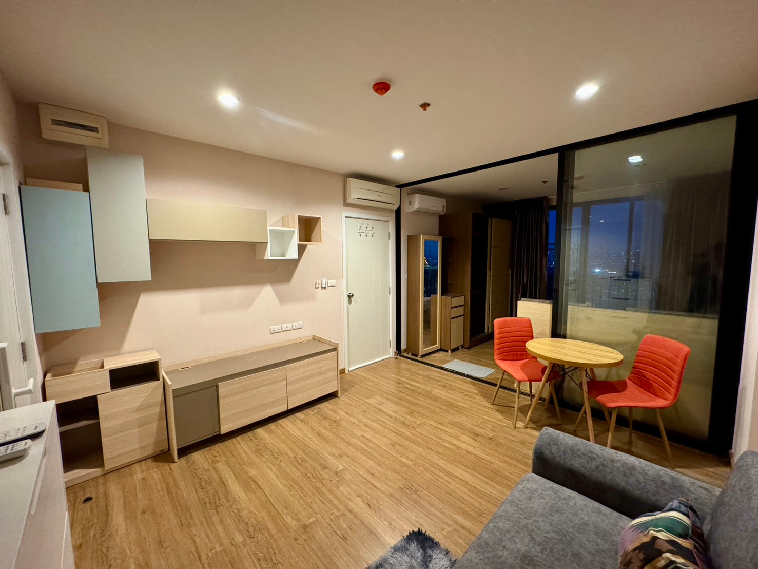 For sale/rent The Tree Interchange Condo 36 sq m. Building A, 39th floor. – รูปที่ 2