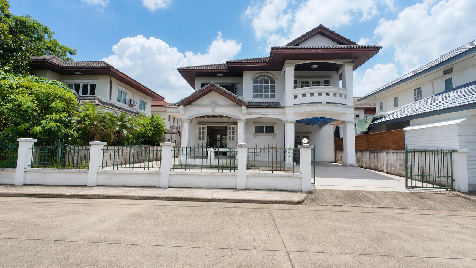 Single house for sale Baan Fah Green Park Lam Luk Ka Private Zone near BTS Khu Khot