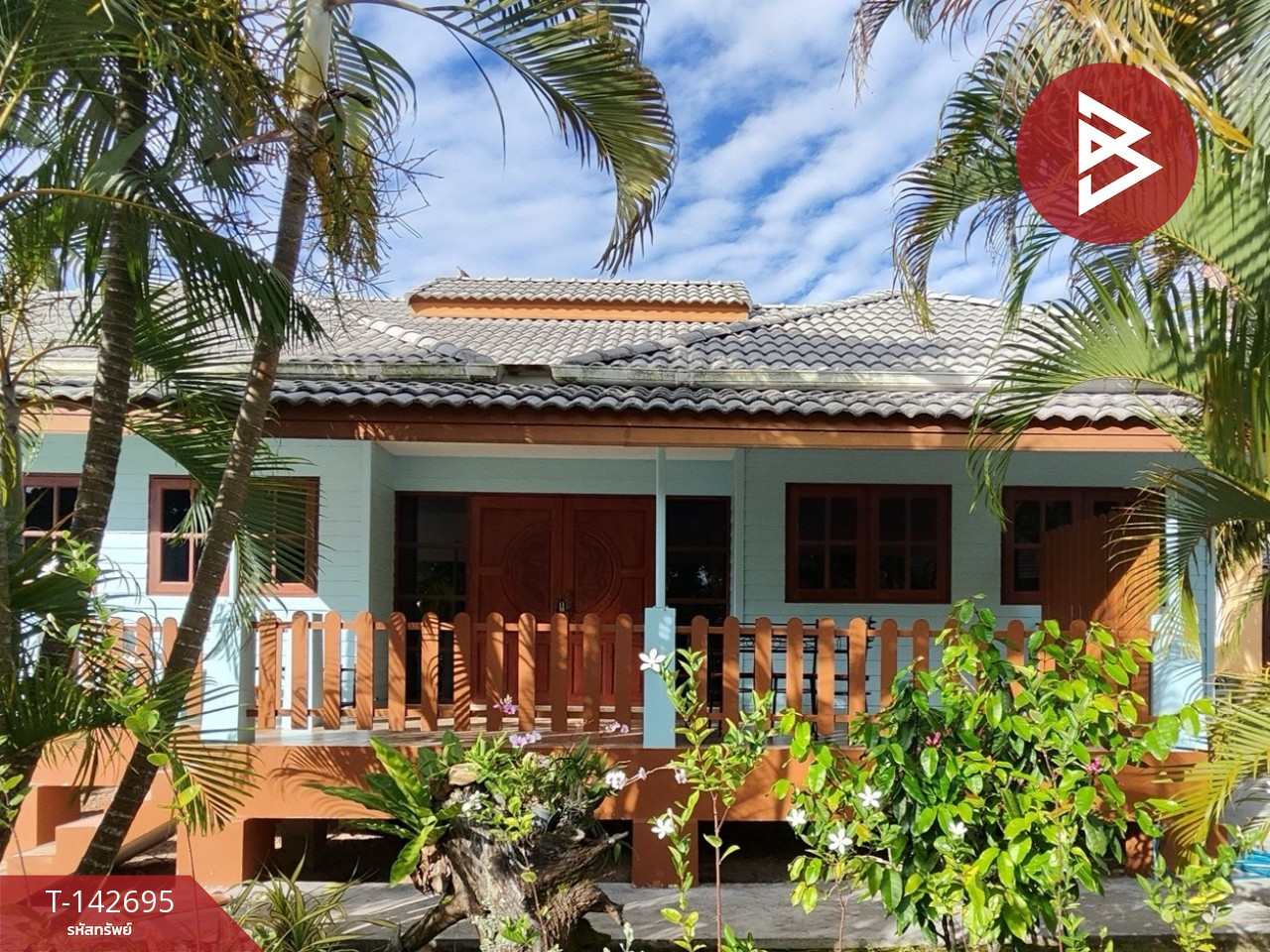 Resort for sale, area 2 rai, Bang Saphan, Prachuap Khiri Khan, near the beach. Resort for sale, area 2 rai, Bang Saphan, Prachuap Khiri Khan, near the beach.