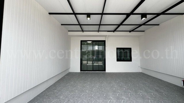Townhouse Yu Charoen 2, Lam Luk Ka - Khlong 4, newly renovated, beautiful house, cheap price. – รูปที่ 2