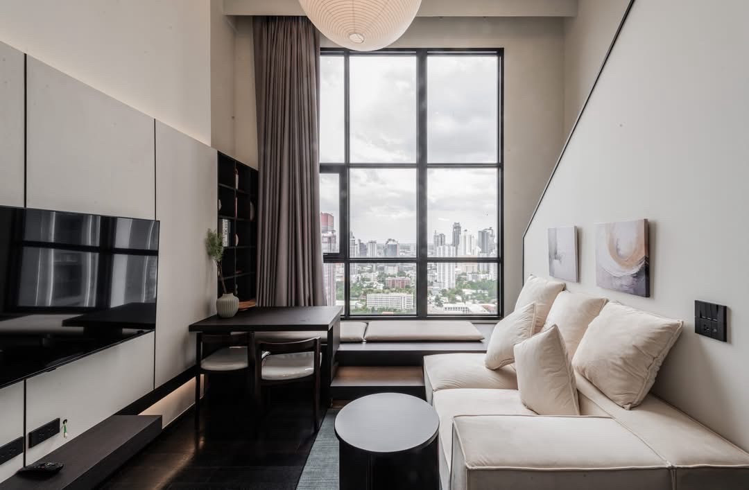 🔥Rent & Sale at Park Origin Thonglor 10 🔥2BR 2BR.🔥 70,000🔥17M 🔥61.1sqm. Floor32 🔥Rent & Sale at Park Origin Thonglor 10 🔥2BR 2BR.🔥 70,000🔥17M 🔥61.1sqm. Floor32