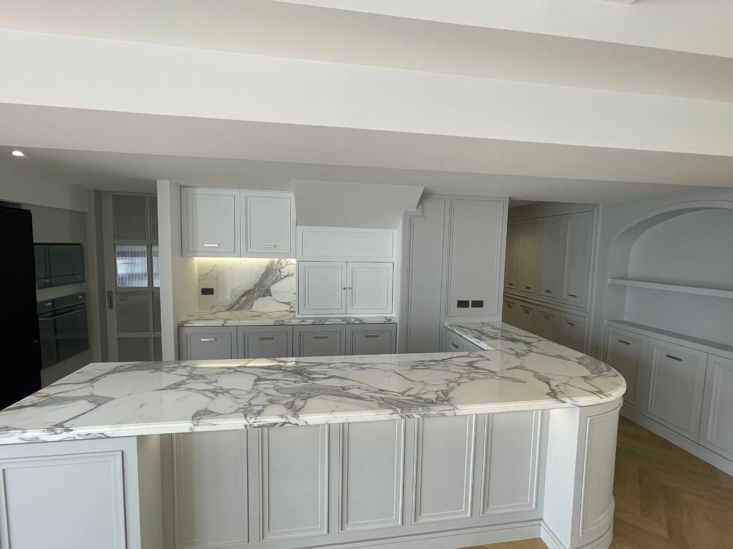 260sqm Newly Renovated, Pet friendly 3 bedrooms condo for sale at Icon 2