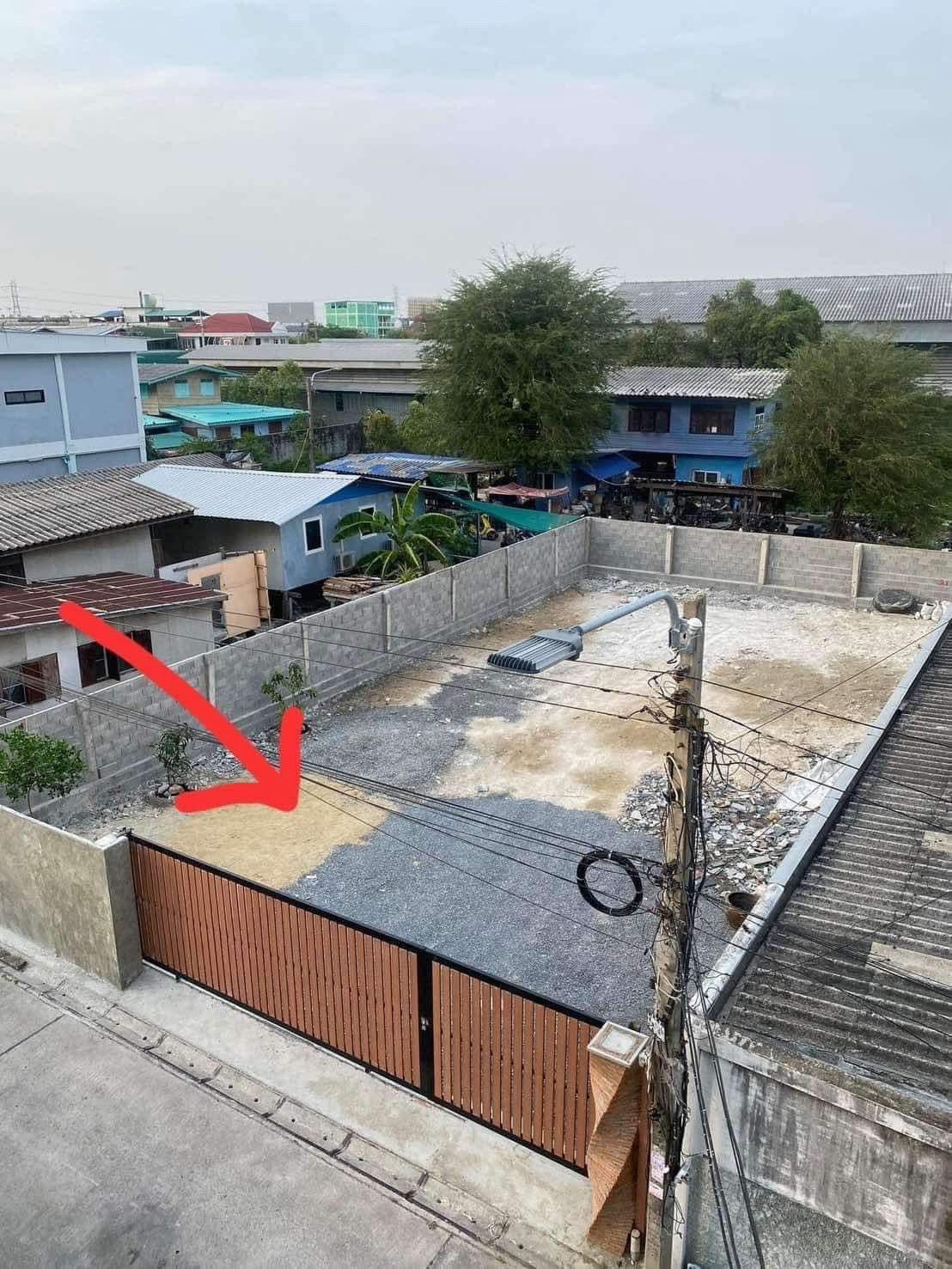 ให้เช่าที่ดินเปล่า 80 ตร.ว. ใกล้เมกาบางนา – บุญถาวร ล้อมรั้วพร้อม ประตูเหล็ก เข้าออกสะดวก 089-0650013 ให้เช่าที่ดินเปล่า 80 ตร.ว. ใกล้เมกาบางนา – บุญถาวร ล้อมรั้วพร้อม ประตูเหล็ก เข้าออกสะดวก 089-0650013