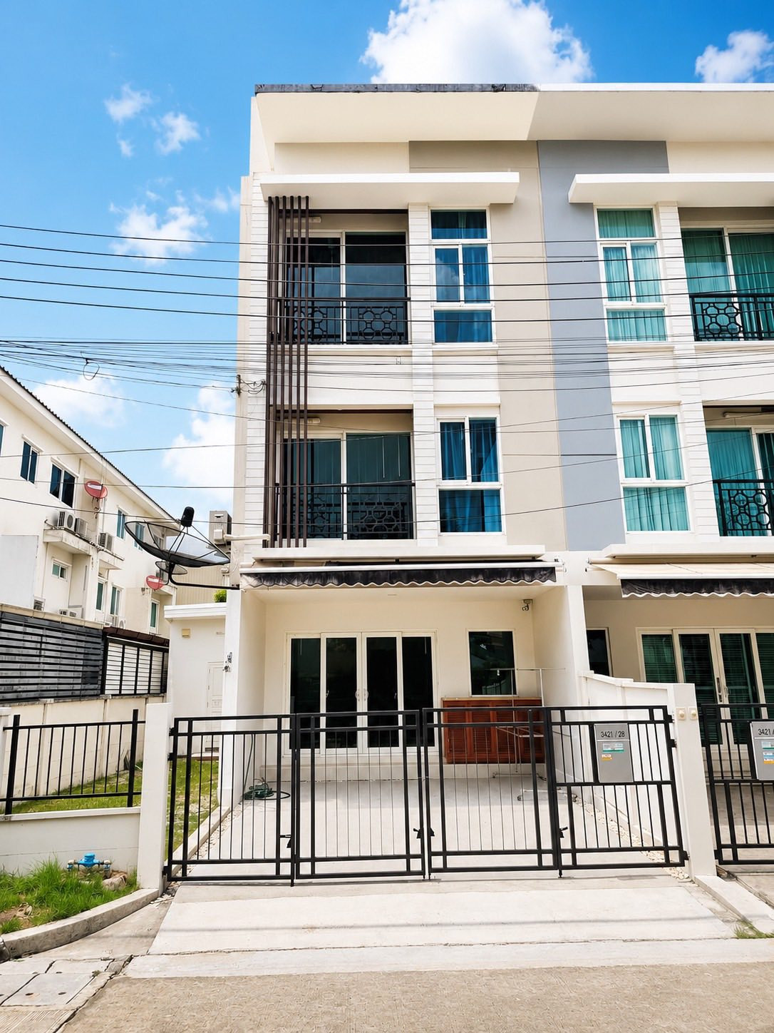 🔥 ขาย ทาวน์โฮม 3 ชั้นราคาดี ✅ แกรนด์ พลีโน่ / บ้านกลางเมือง พระราม 9 (Baan Klang Mueng Rama 9) ใกล้รถไฟฟ้า Airport Rail Link สถานีหัวหมาก 🔥 ขาย ทาวน์โฮม 3 ชั้นราคาดี ✅ แกรนด์ พลีโน่ / บ้านกลางเมือง พระราม 9 (Baan Klang Mueng Rama 9) ใกล้รถไฟฟ้า Airport Rail Link สถานีหัวหมาก
