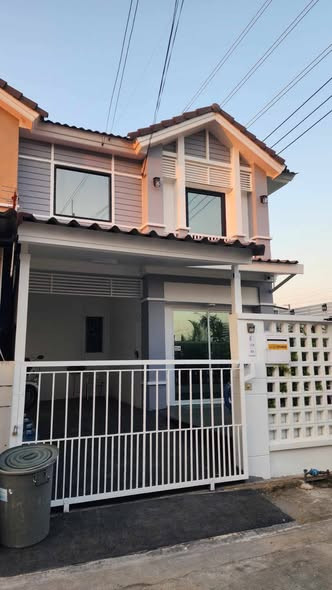 🔥 Rare Item!! For Sale: Pruksa Ville 40 Donmuang–Local Road Townhome, Convenient Location Near Don Mueang Airport and Lak Hok Station (Only 500 Meters)