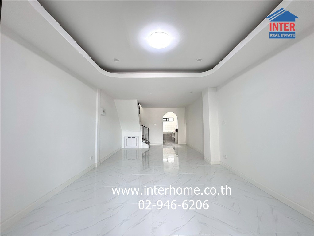 ทาวน์เฮ้าส์ 2 ชั้น 17 ตร.ว. หมู่บ้านสินธร แฮปปี้แลนด์ ใกล้เดอะมอลล์บางกะปิ ซอย17 ถนนแฮปปี้แลนด์1 ถนนลาดพร้าว ถนนนวมินทร์ เขตบางกะปิ กรุงเทพมหานคร – รูปที่ 3
