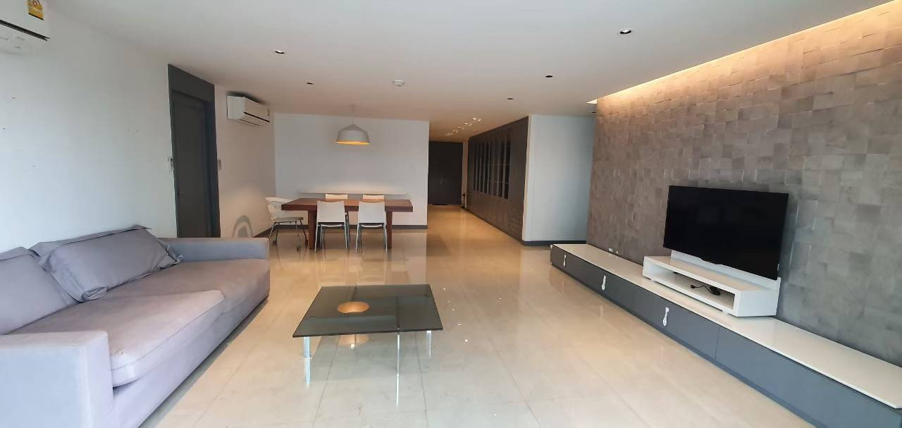 166sqm Spacious, Beautiful 3 bedrooms condo for sale at Avenue 61