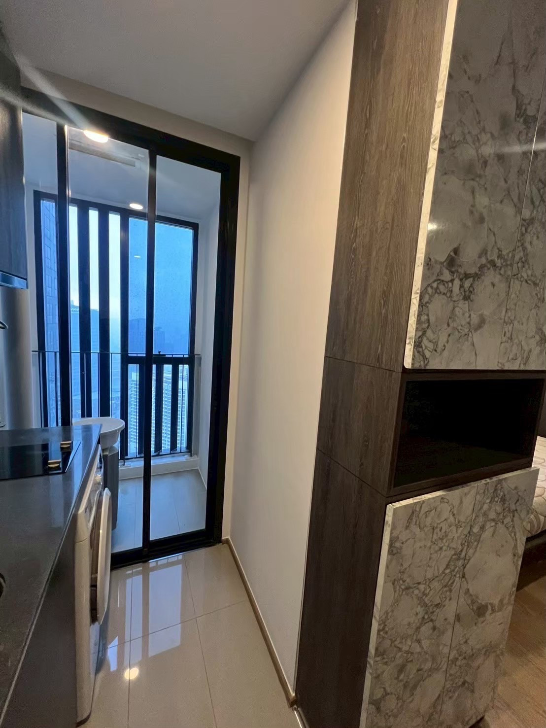 🔥 ให้เช่า Ashton Chula – Silom 22,000฿ | Studio ทำเลสามย่าน ราคาดีสุดในโครงการ 🔥💥 Studio ขนาด 25 ตร.ม. 📞 Contact Aomam (Agent)📱 Tel / Line ID : 095-587-1692 💬 WhatsApp : +66 95 5871692 – รูปที่ 4