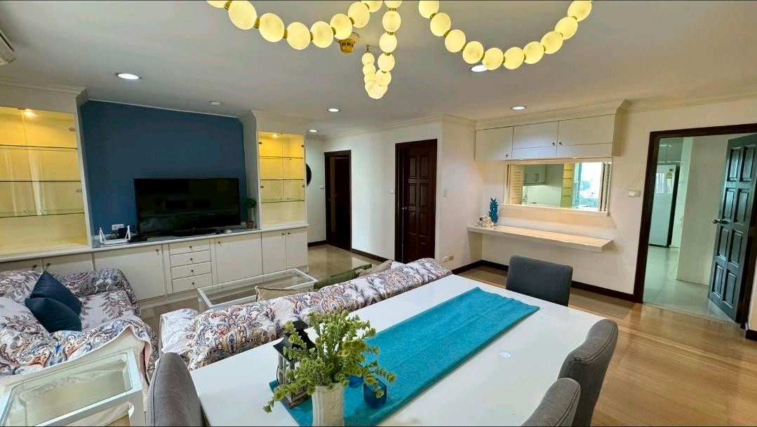 " 164SQM 3BEDROOMS AVAILABLE NEAR PHROMPHONG BTS "