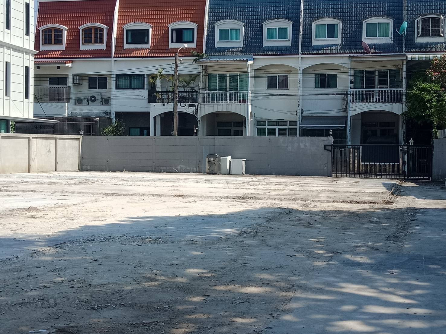 Land for sale, Ekkamai, Sukhumvit 65, Soi Chaiyaphruek, size 209 sq m., near BTS Ekkamai and BTS Phra Khanong, price 82,555,000 baht. – รูปที่ 3