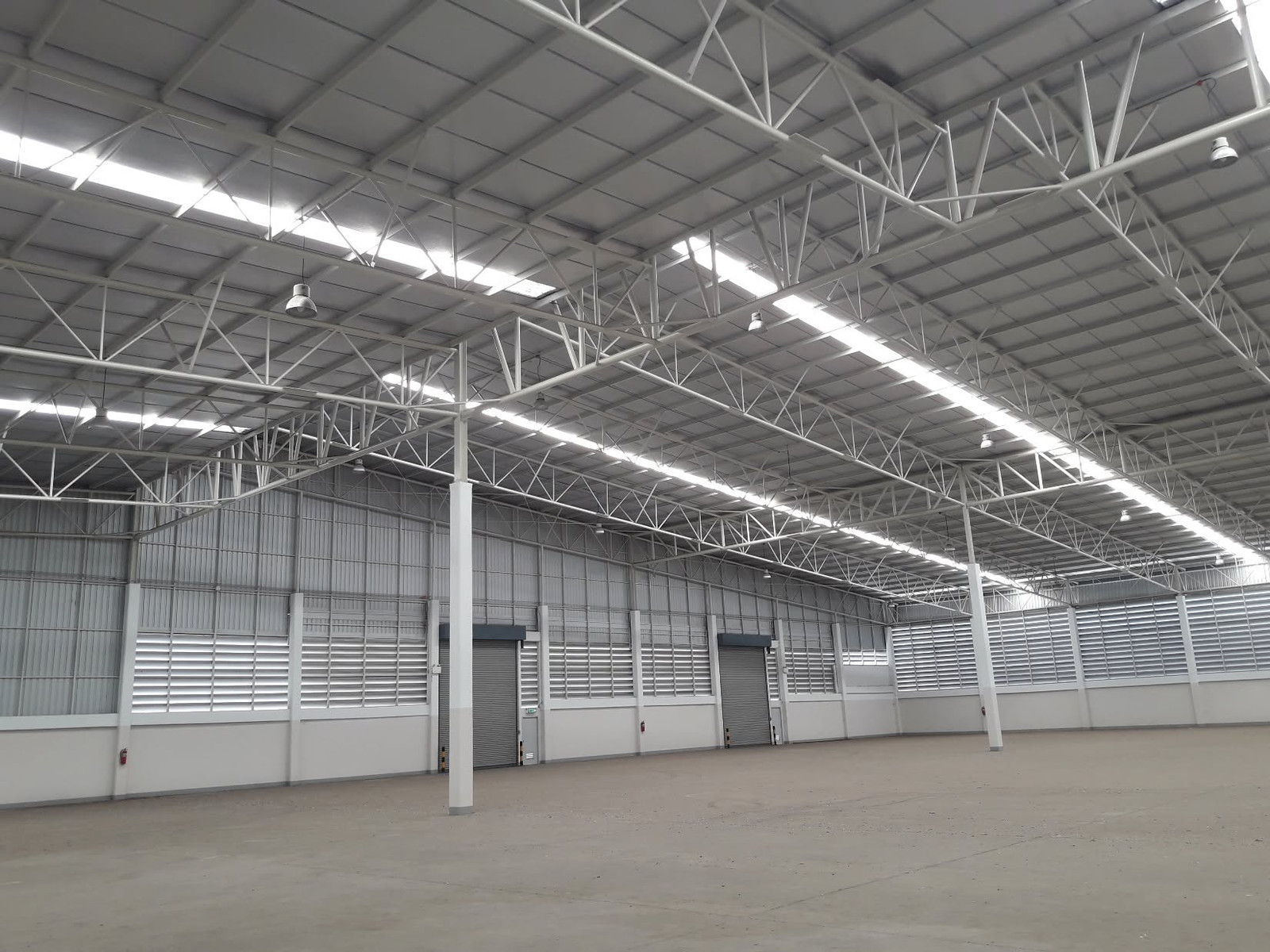 For Rent, 📦 Warehouse & Office 🟪 Purple Zone 📐 Sizes 4,896 sq.m., 7,992 sq.m. & 8,208 sq.m. | Office Space 400 sq.m. with Air Conditioning 📍 Gateway City Industrial Estate, Chachoengsao For Rent, 📦 Warehouse & Office 🟪 Purple Zone 📐 Sizes 4,896 sq.m., 7,992 sq.m. & 8,208 sq.m. | Office Space 400 sq.m. with Air Conditioning 📍 Gateway City Industrial Estate, Chachoengsao