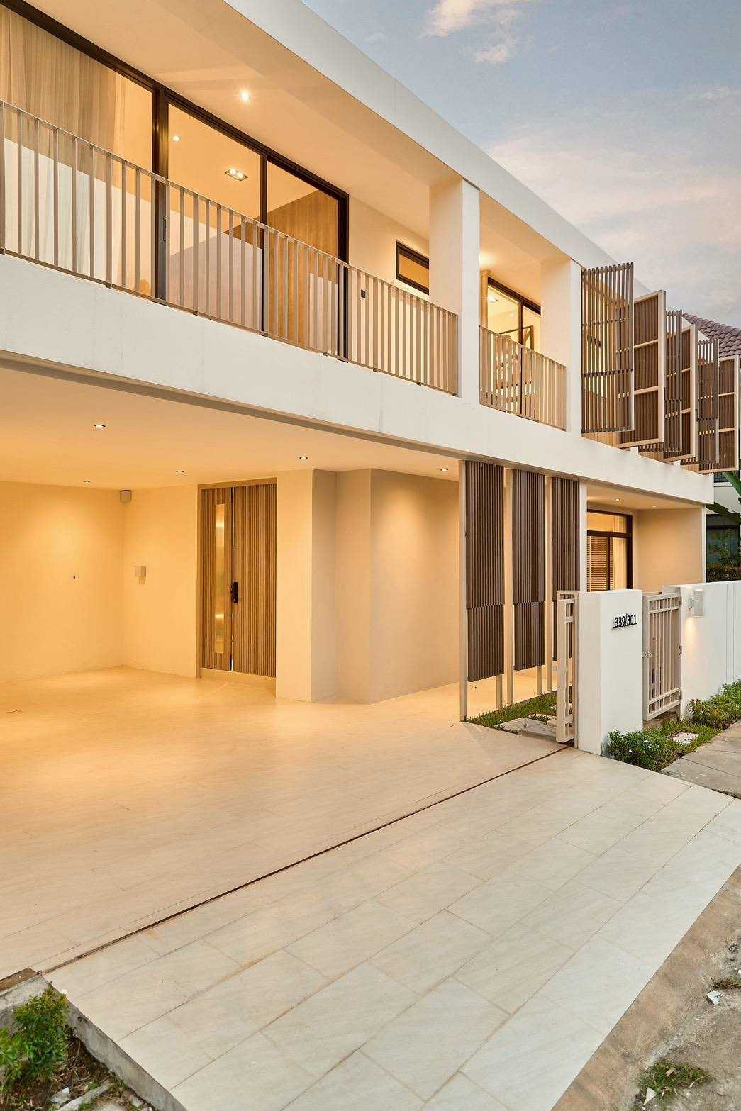 บ้านสร้างใหม่ 2 ชั้น พื้นที่ใช้สอย 220 ตร.ม 4 ห้องนอน 5 ห้องน้ำ – รูปที่ 2