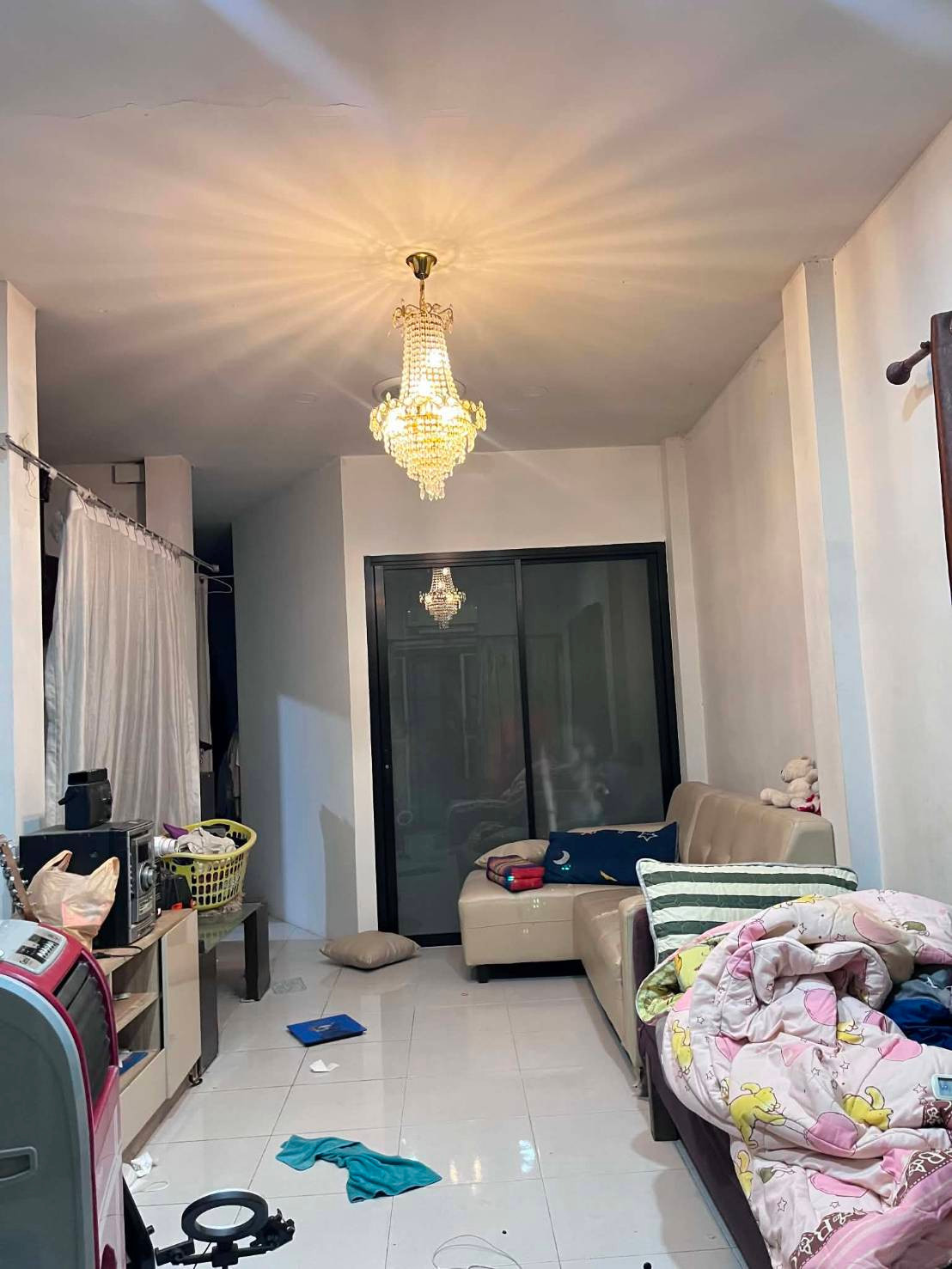 ขายถูกบ้านแฝดหลังใหญ่ หมู่บ้านสิริมณี หทัยราษฎร์ 39