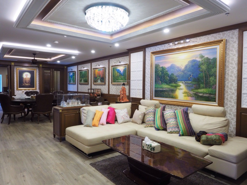 Luxurious waterfront condo for rent, Supalai Prima Riva, large size 227 sq m, 3 bedrooms, Chao Phraya River view, near Terminal 21 Rama 3.