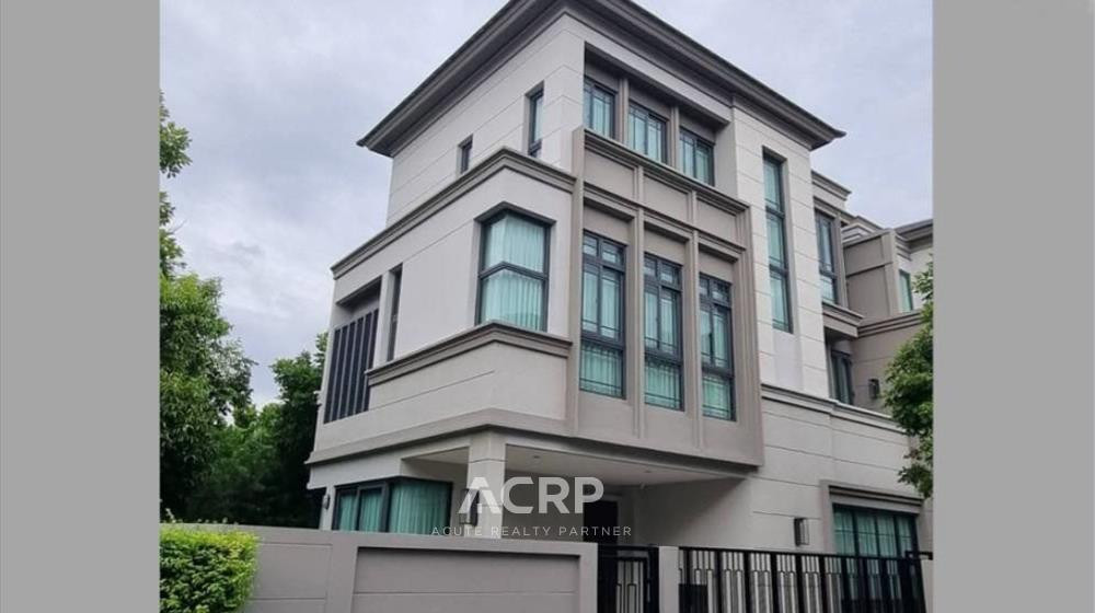 Luxury 3-Storey Corner Home for Sale – The Sonne Srinakarin–Bangna, Near Mega Bangna