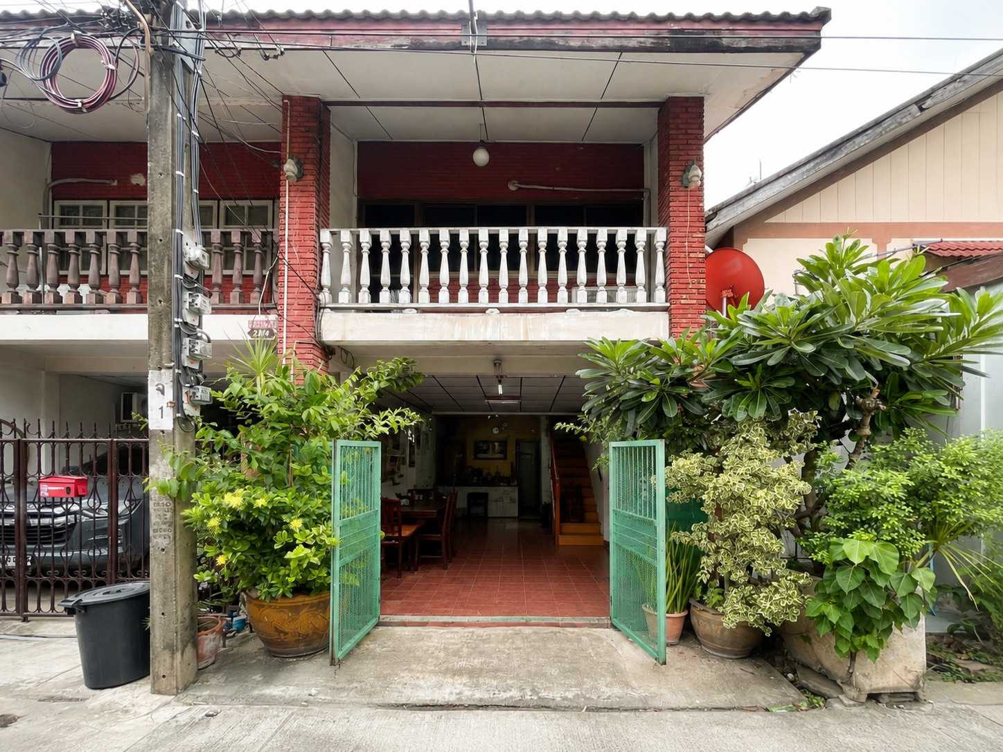 พร้อมอยู่ ใกล้รถไฟฟ้าสายสีเหลือ – รูปที่ 2