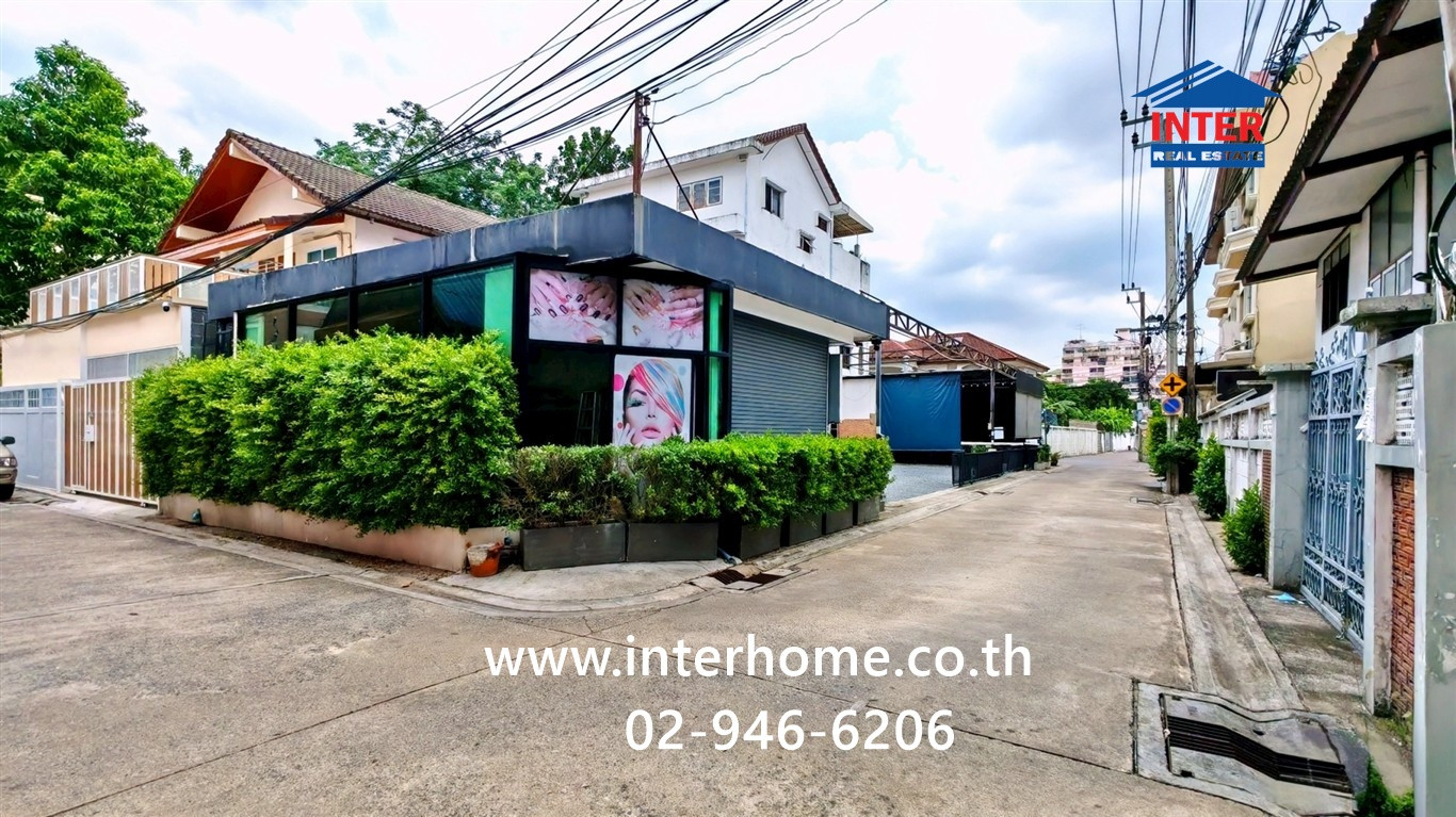 ที่ดิน + ร้านอาหาร + ร้านทำเล็บ 84 ตร.ว. ที่ดิน + ร้านอาหาร ซอยอินทามระ40 ถนนประชาสงเคราะห์ ถนนวิภาวดีรังสิต เขตดินแดง กรุงเทพมหานคร – รูปที่ 2