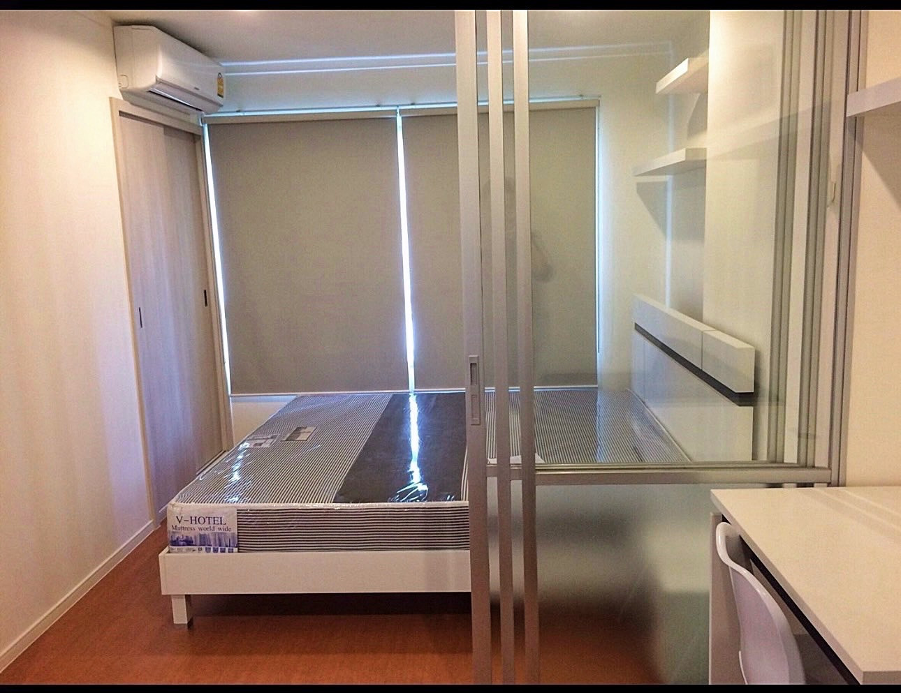 คอนโดให้เช่า ลุมพินีพาร์ค รัตนาธิเบศร์ -งามวงศ์วาน // ห้องใหม่ // ขนาด 27 ตร.ม // ตึก D //ชั้น 12 // 1 ห้องนอน // วิว สระว่ายน้ำ // ราคา 7,100 บาท
