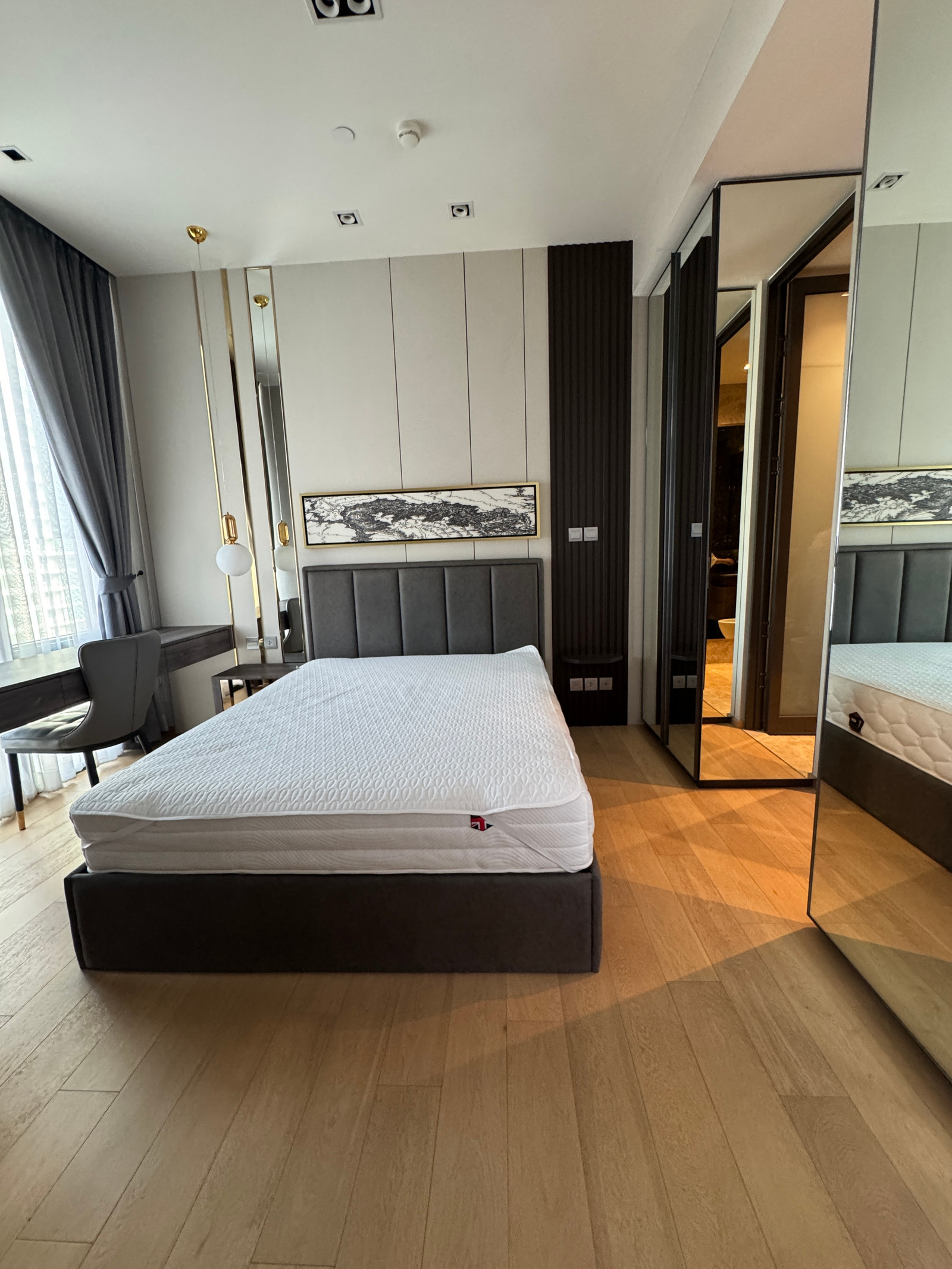 For Sale with tenant 28 Chidlom ห้องหรู 1 นอนชิดลม สเปซโปร่งวิวเมืองโล่ง แต่งครบพร้อมผู้เช่าได้ Passive Income ทันที – รูปที่ 2