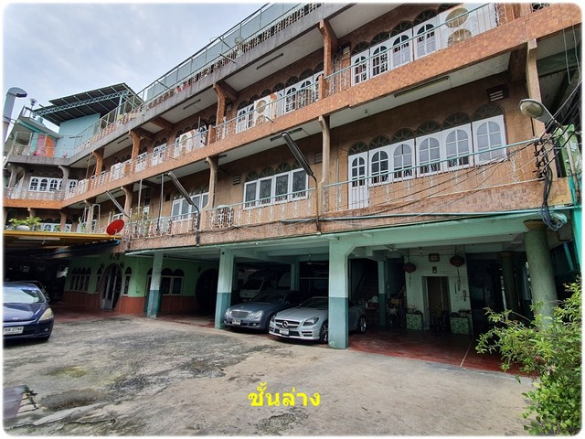 ที่ดิน บรรทัดทอง 209 ตร.ว. แถมตึก 3 ชั้น ลิฟท์ 2 ตัว จอดรถได้ 10 คัน ทำเลทอง ที่ดิน บรรทัดทอง 209 ตร.ว. แถมตึก 3 ชั้น ลิฟท์ 2 ตัว จอดรถได้ 10 คัน ทำเลทอง