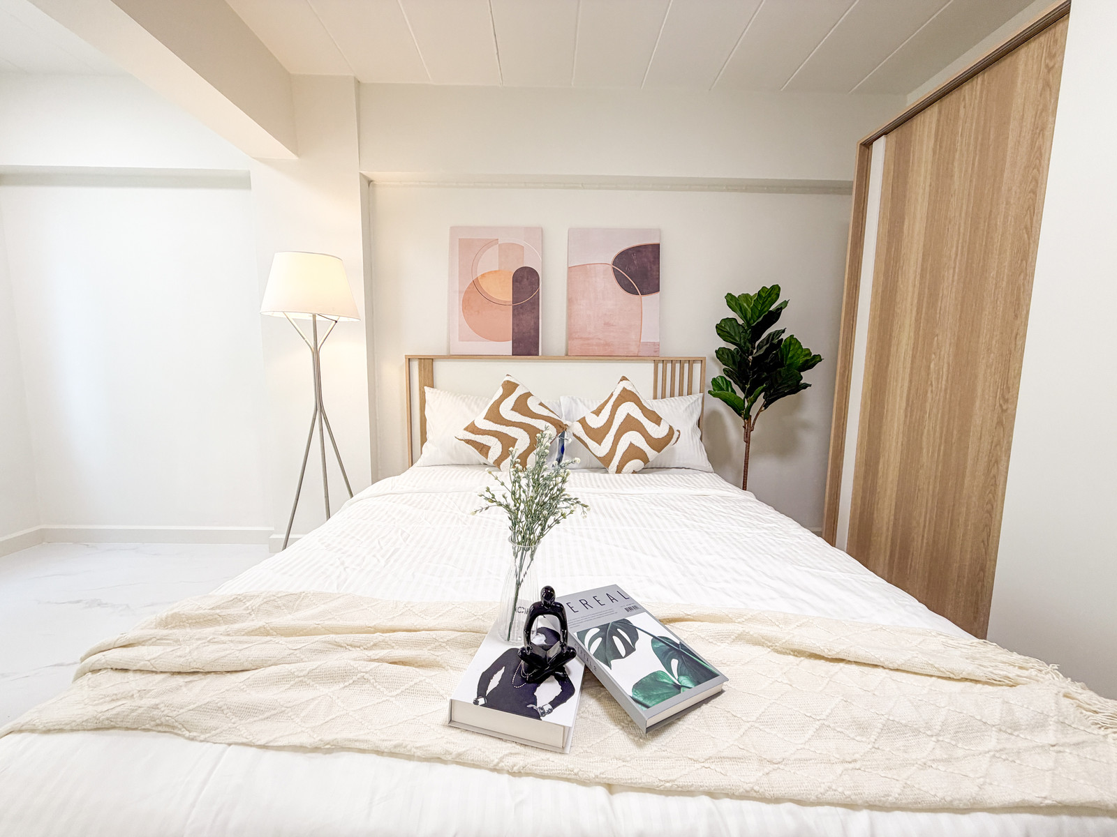 For sale, Phibun Condo Ville, newly renovated, fully furnished, ready to move in, near MRT Bang Son, scg Bang Sue, Kasemrad Prachachuen Hospital. For sale, Phibun Condo Ville, newly renovated, fully furnished, ready to move in, near MRT Bang Son, scg Bang Sue, Kasemrad Prachachuen Hospital.