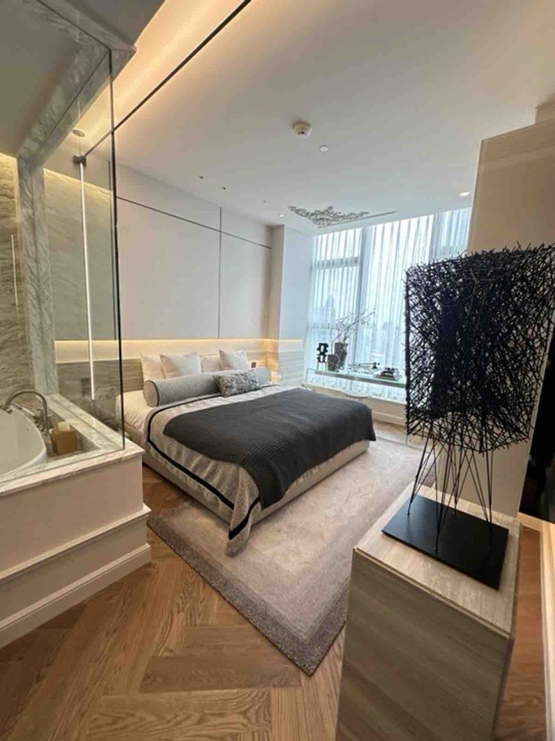 For Sale ขายคอนโด ระดับ ULTRA LUXURY  𝑻𝒉𝒆 𝑹𝒆𝒔𝒊𝒅𝒆𝒏𝒄𝒆𝒔 𝟑𝟖 (เดอะ เรสซิเดนเซส 38) 1 Bed 57 sq.m ราคา 18.5 ล้านบาท ห้องสุดท้าย!  – รูปที่ 2