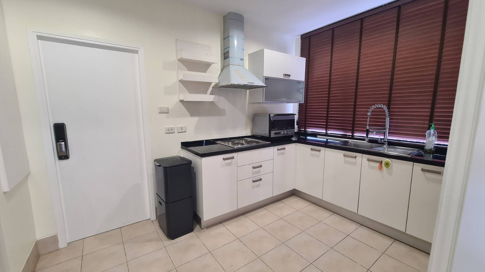 252sqm Pet friendly, Spacious 4 bedrooms condo for sale at Hampton Thonglor 10 – รูปที่ 3
