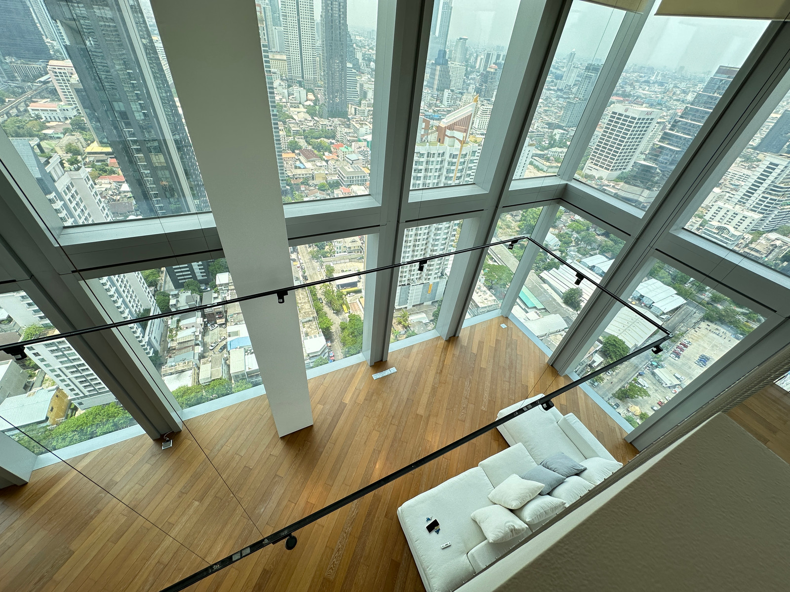 Good Deal for Rent Luxury 3BR Duplex | The Ritz-Carlton Residences Bangkok