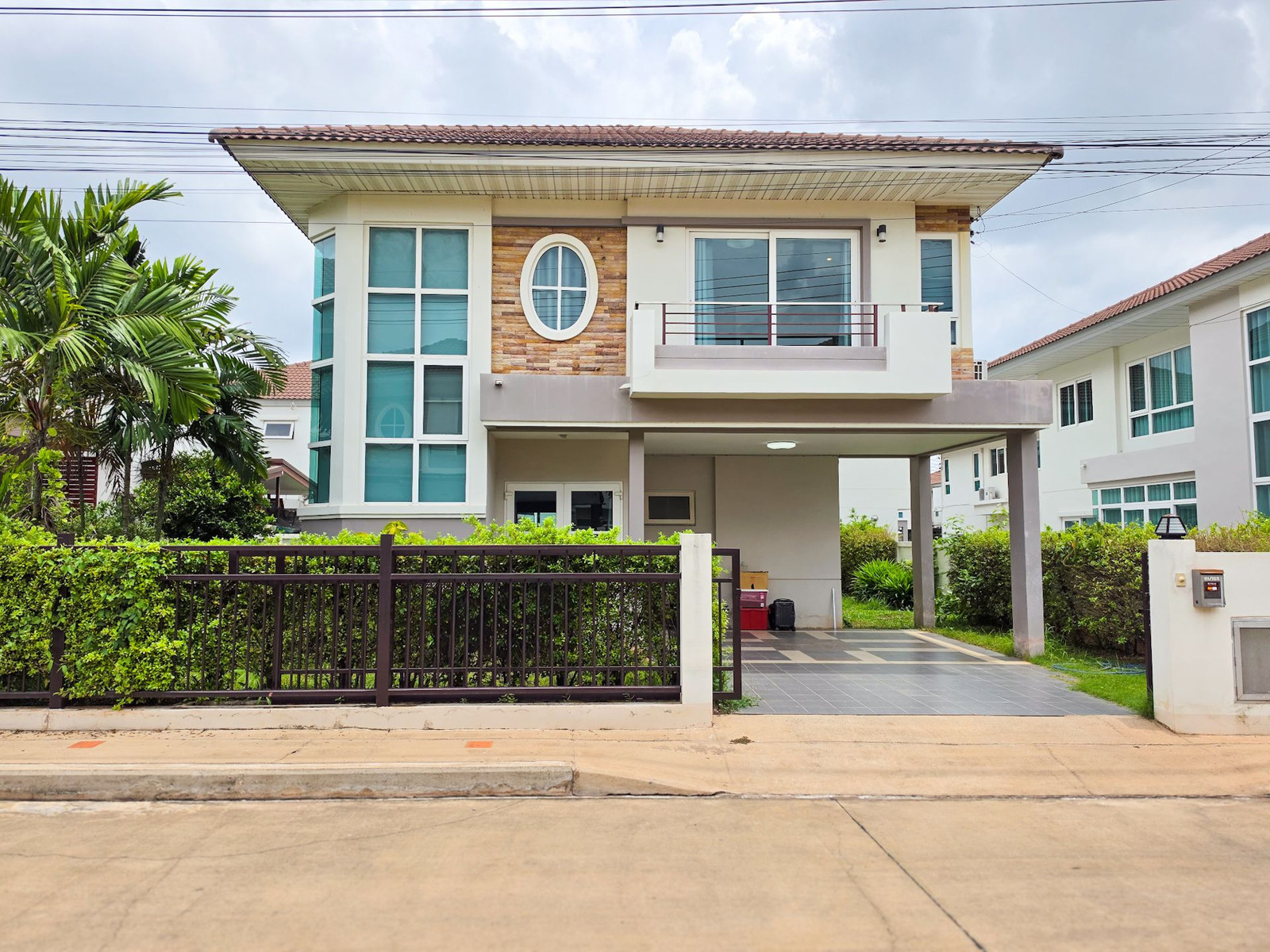 บ้านเดี่ยว 2 ชั้น 4 ห้องนอน 3 ห้องน้ำ ศุภาลัย โมด้า แอร์พอร์ต ขอนแก่น | ใกล้สนามบิน มหาวิทยาลัยขอนแก่น บ้านเดี่ยว 2 ชั้น 4 ห้องนอน 3 ห้องน้ำ ศุภาลัย โมด้า แอร์พอร์ต ขอนแก่น | ใกล้สนามบิน มหาวิทยาลัยขอนแก่น