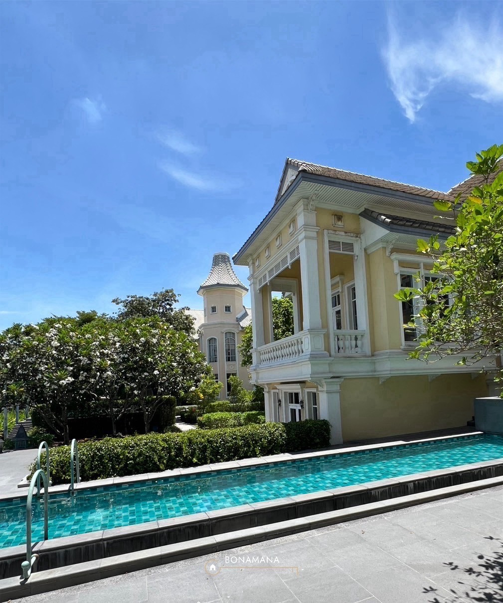 Masterpiece luxury house for sale in the project "The Royal Residence" Kaset-Nawamin. Masterpiece luxury house for sale in the project "The Royal Residence" Kaset-Nawamin.