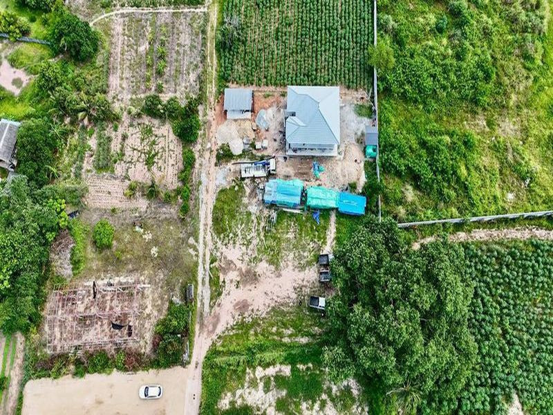 Investment opportunity! Prime land for sale in Sriracha, 1 rai (approximately 1600 sq m). Peaceful atmosphere, close to Central and Robinson department stores. – รูปที่ 2