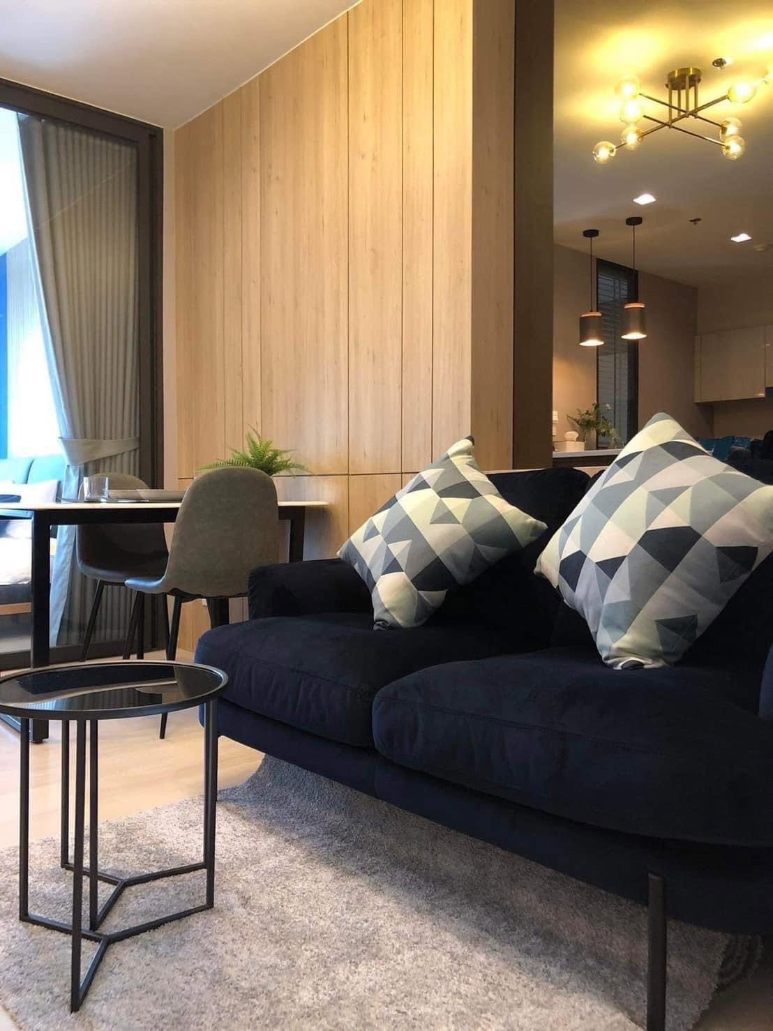 Life One Wireless, One Bed room, 36 sqm, beautifully decorated, complete equipment, ready to bring your bags and move in. Life One Wireless, One Bed room, 36 sqm, beautifully decorated, complete equipment, ready to bring your bags and move in.