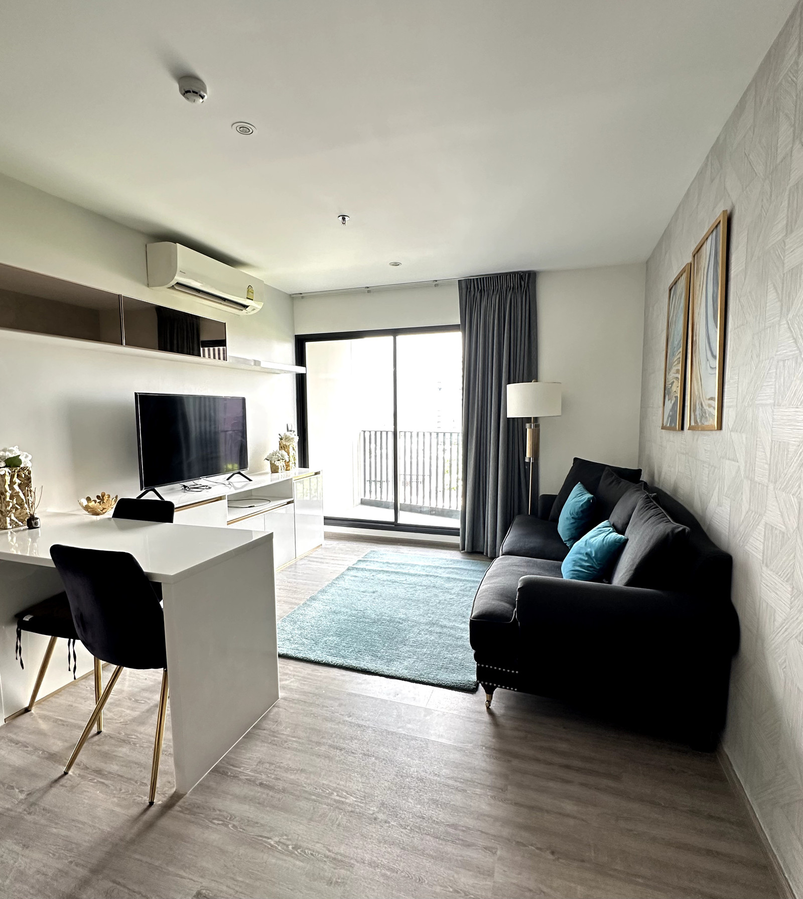 An Address That Speaks Softly - Rhythm Ekkamai – รูปที่ 2