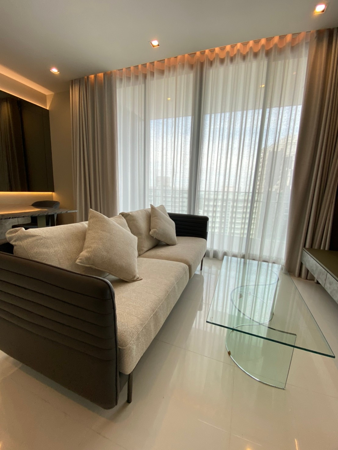 A Super Luxury Condominium 0m. to Bts nana, In the heart of thonglor 2B2B almost100sqm 100k/month – รูปที่ 3