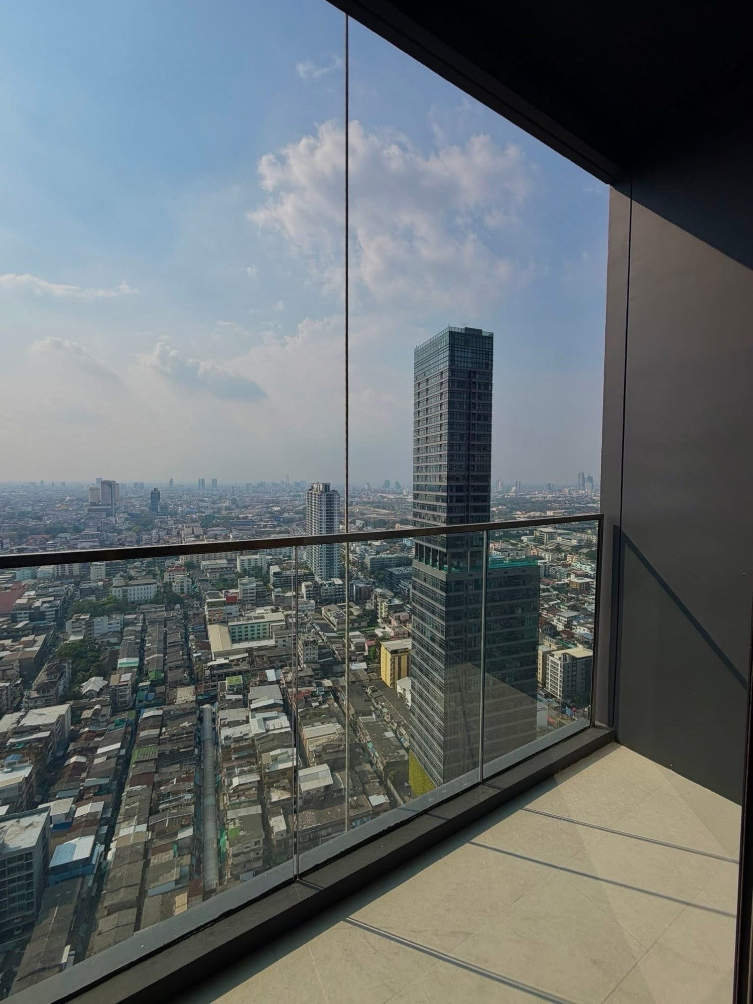 the address siam ratchathewi / Hight Floor /75k / 0632717888 all app the address siam ratchathewi / Hight Floor /75k / 0632717888 all app