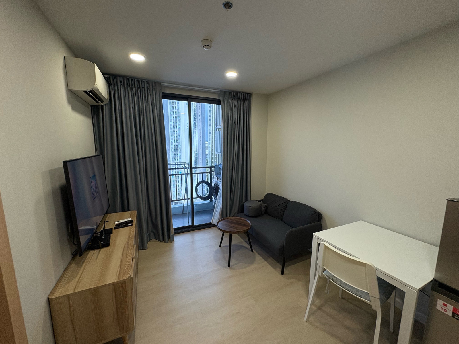Condo for sale Artisan Ratchada price 2,290,000 baht [KOs260552]