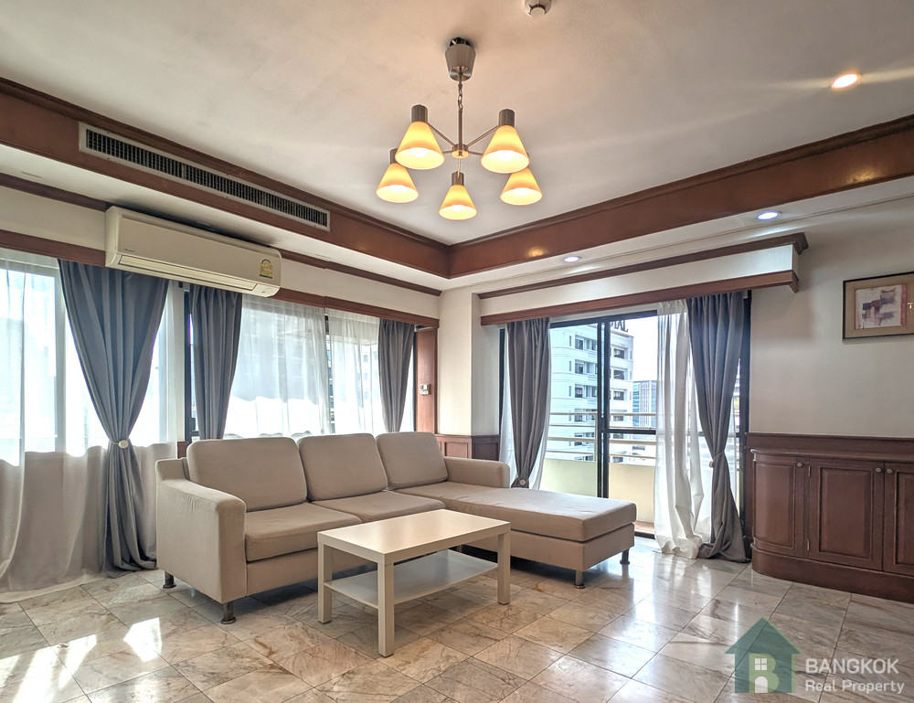 Saranjai Mansion | Spacious 3 Bed 2 bath 3 minutres walk to Nana BTS Saranjai Mansion | Spacious 3 Bed 2 bath 3 minutres walk to Nana BTS