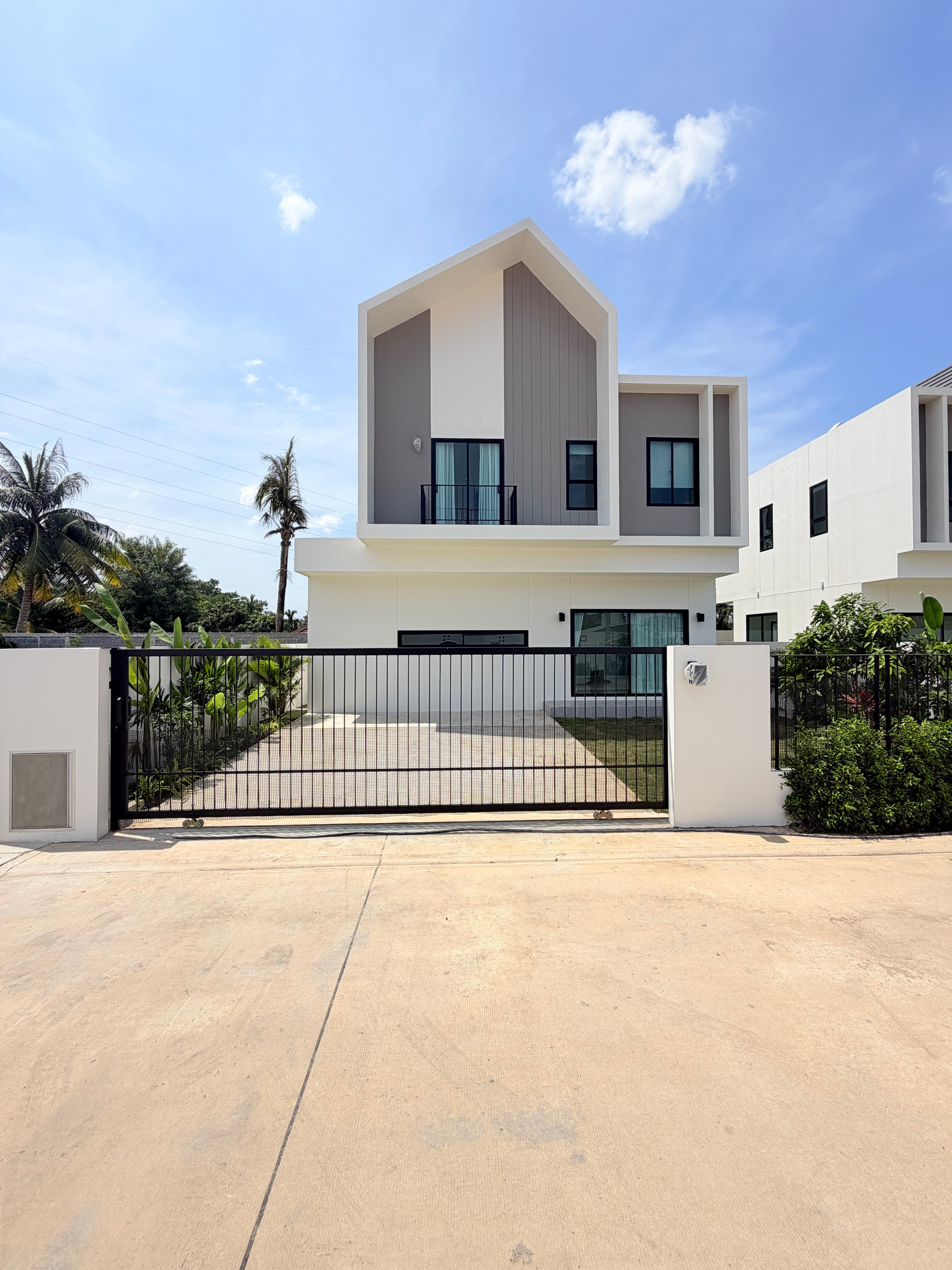 New Single House Project in Srisunthorn, Phuket Only 15 minutes to Boat Avenue Phuket & Porto de Phuket   – รูปที่ 2