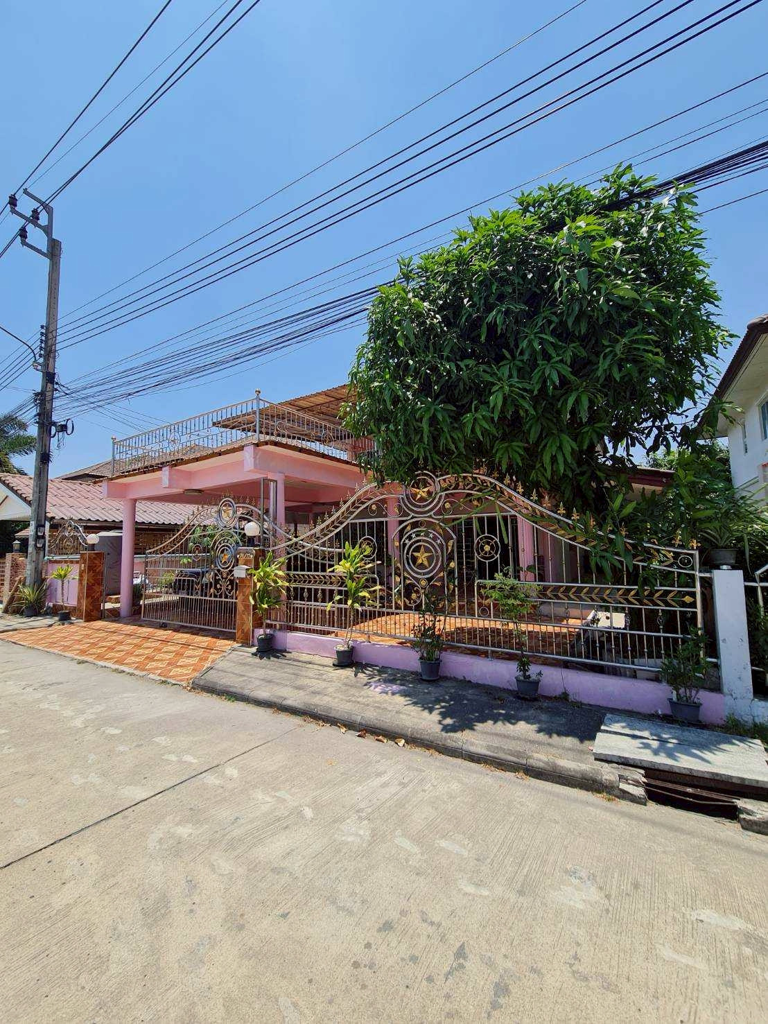 Single house for sale Piamphirom Resort, 89.30 sq m, Mitmaitri Road, Nong Chok Subdistrict, Nong Chok District, Bangkok, price 3,400,000 baht. Single house for sale Piamphirom Resort, 89.30 sq m, Mitmaitri Road, Nong Chok Subdistrict, Nong Chok District, Bangkok, price 3,400,000 baht.